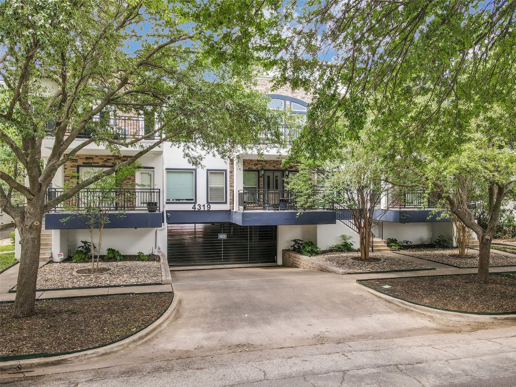 4319 Bowser Avenue 204, Dallas, TX 75219