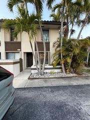 2661 NE 164th Street 40, North Miami Beach, FL 33160