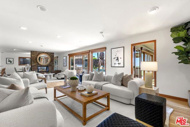 3711 Beverly Ridge Drive, Los Angeles, CA 91423