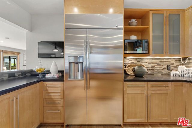 3711 Beverly Ridge Drive, Los Angeles, CA 91423