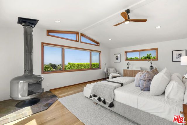 3711 Beverly Ridge Drive, Los Angeles, CA 91423