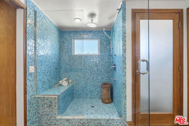 3711 Beverly Ridge Drive, Los Angeles, CA 91423