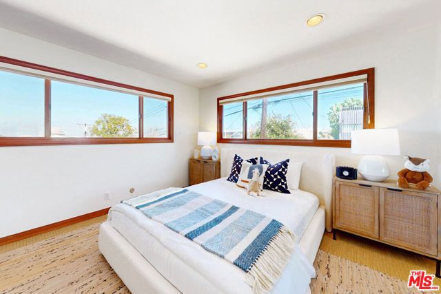 3711 Beverly Ridge Drive, Los Angeles, CA 91423