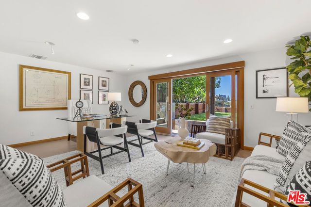 3711 Beverly Ridge Drive, Los Angeles, CA 91423