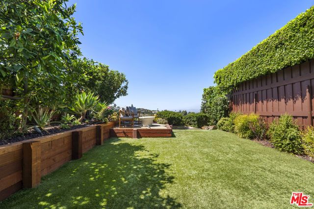 3711 Beverly Ridge Drive, Los Angeles, CA 91423