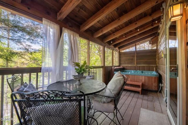 713 Harrier Court Way, Pigeon Forge, TN 37863