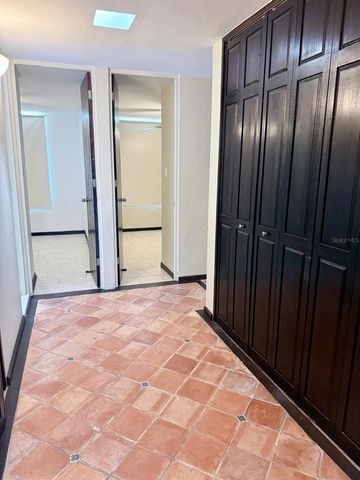 6 CALLE, Guaynabo, PR 00966