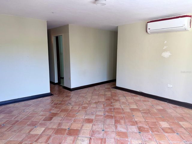 6 CALLE, Guaynabo, PR 00966