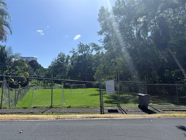 6 CALLE, Guaynabo, PR 00966