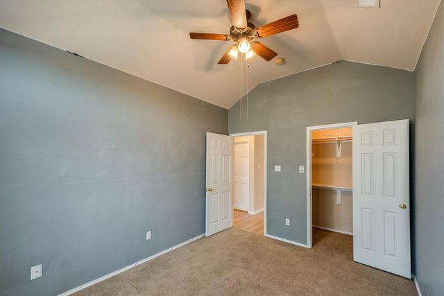 706 Lakeview Drive, Alvarado, TX 76009