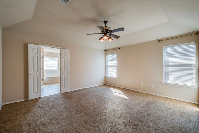 706 Lakeview Drive, Alvarado, TX 76009