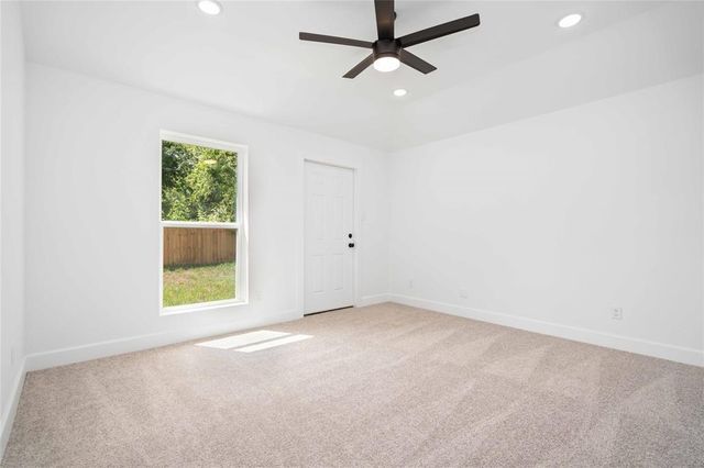 205 Bolden Street B, Houston, TX 77029