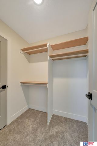 7021 Stonebrook Parkway, Lincoln, NE 68521