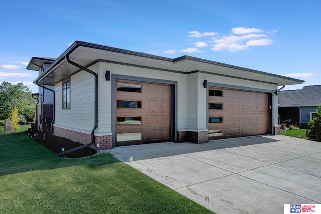 7021 Stonebrook Parkway, Lincoln, NE 68521