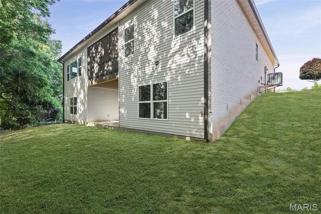 249 Fountain Drive, Glen Carbon, IL 62034