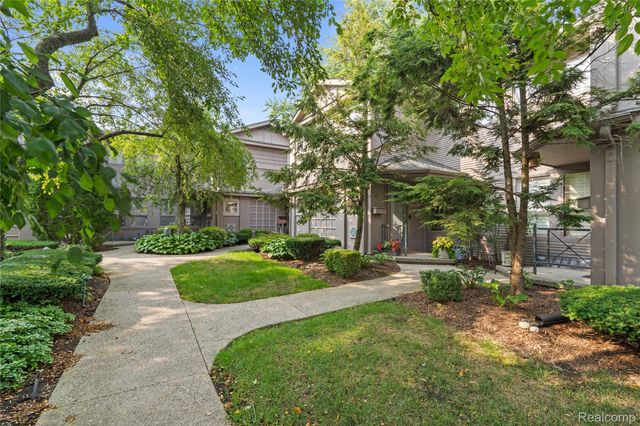 1057 N Old Woodward Avenue, Birmingham, MI 48009