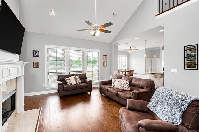 209 Amelia Ct, New Roads, LA 70760
