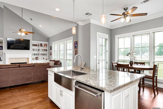 209 Amelia Ct, New Roads, LA 70760
