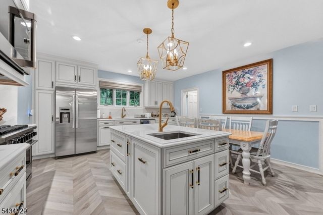 969 Woodland Ave, Plainfield City, NJ 07060