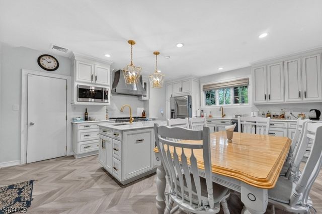 969 Woodland Ave, Plainfield City, NJ 07060
