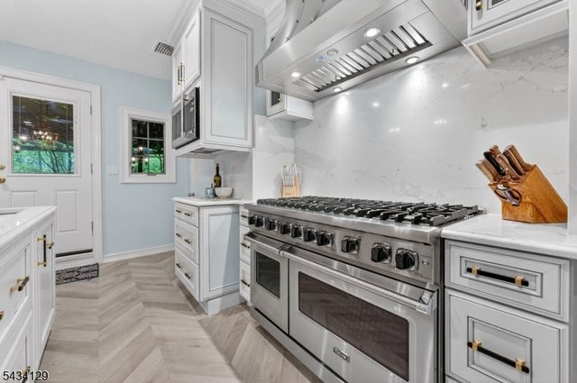 969 Woodland Ave, Plainfield City, NJ 07060