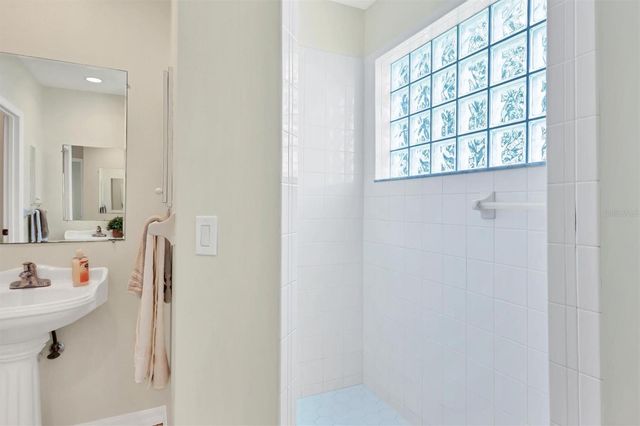 5485 ASHTON MANOR DRIVE, Sarasota, FL 34233
