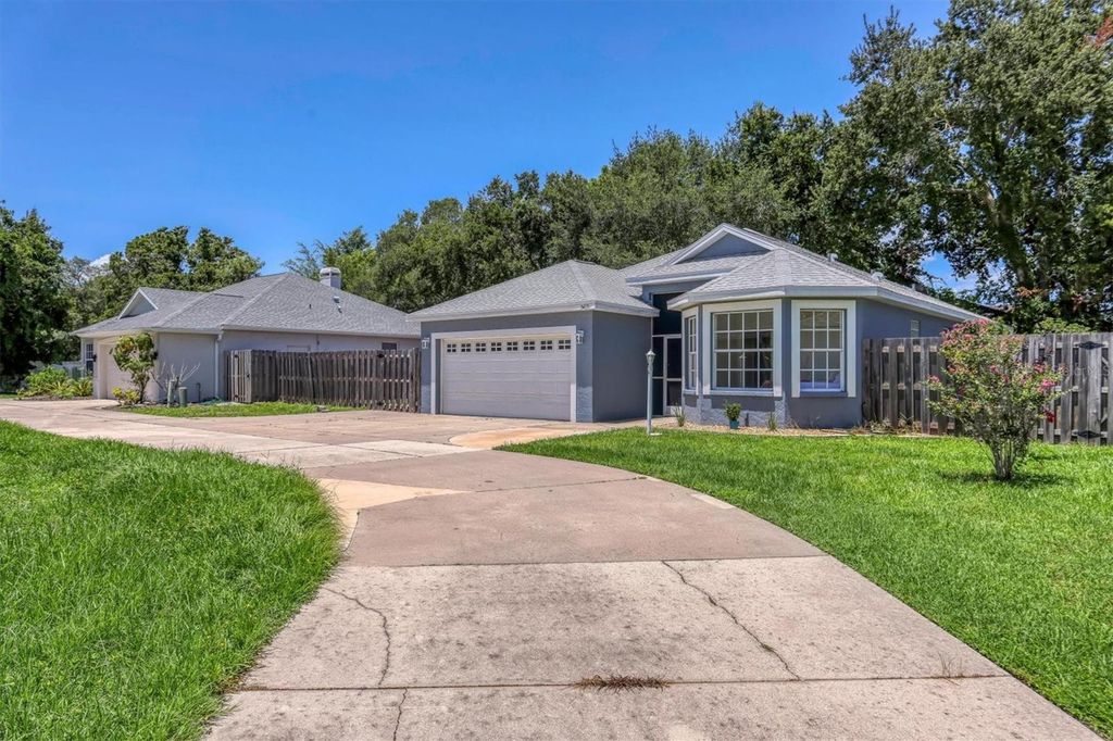 Image 1 of property listing at 5485 ASHTON MANOR DRIVE, Sarasota, FL 34233