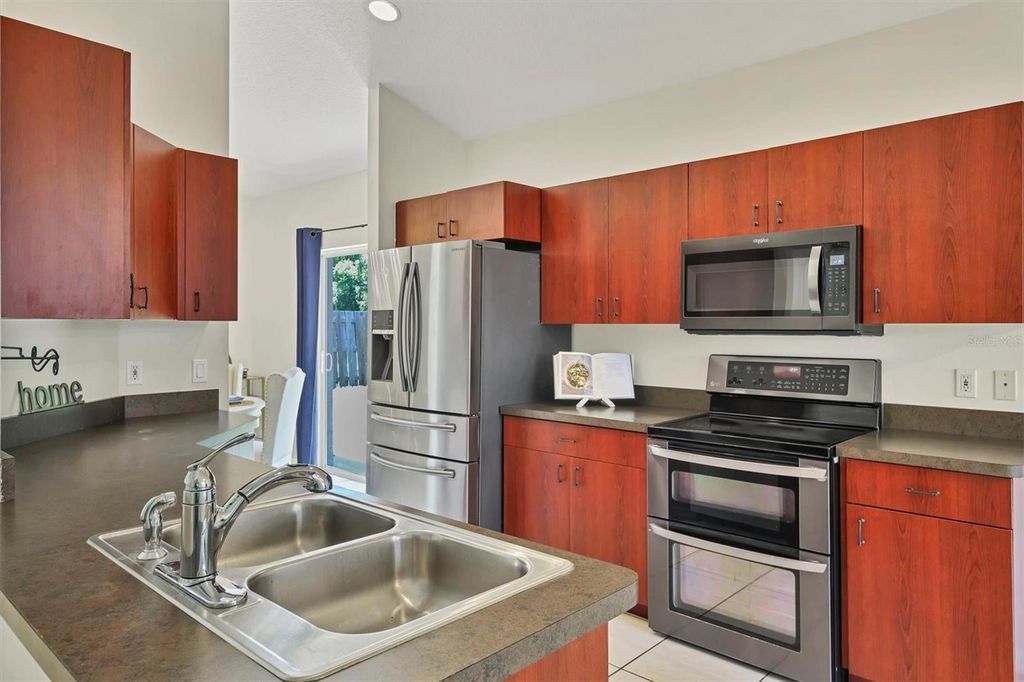 Image 17 of property listing at 5485 ASHTON MANOR DRIVE, Sarasota, FL 34233