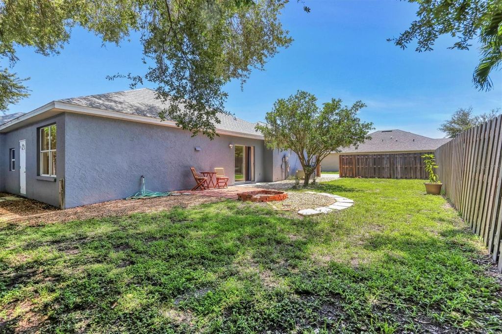 Image 31 of property listing at 5485 ASHTON MANOR DRIVE, Sarasota, FL 34233