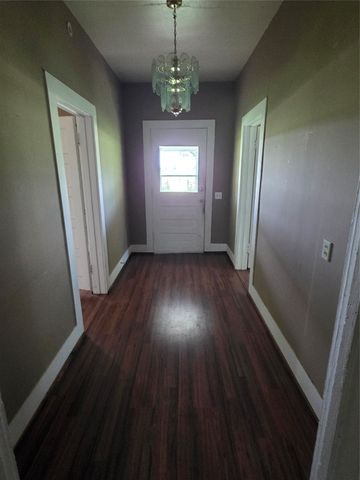 14623 FM 1173, Krum, TX 76249