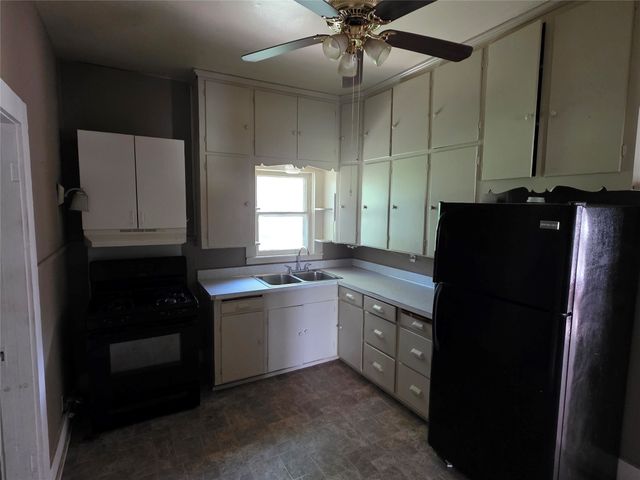 14623 FM 1173, Krum, TX 76249