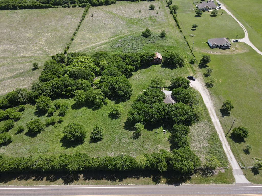 14623 FM 1173, Krum, TX 76249
