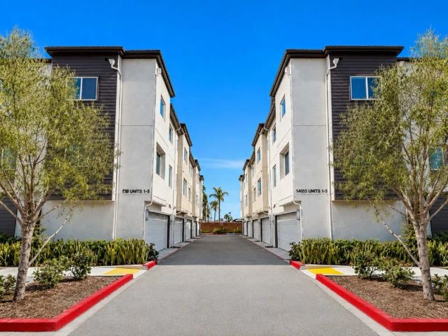 14057 Ruby Lane 4, Gardena, CA 90247