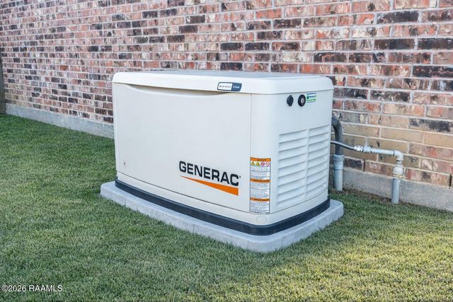 409 Victoria Lights Lane, Broussard, LA 70518