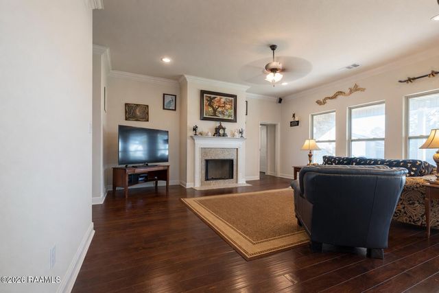 409 Victoria Lights Lane, Broussard, LA 70518