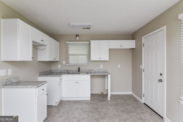 3137 Park Lane, Snellville, GA 30078