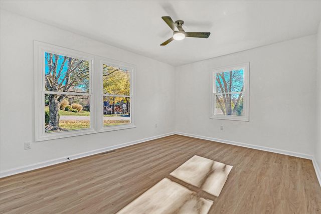 5962 Two Ford RD, Roanoke, VA 24018