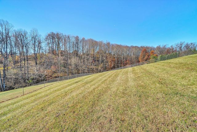 5962 Two Ford RD, Roanoke, VA 24018