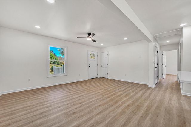 5962 Two Ford RD, Roanoke, VA 24018