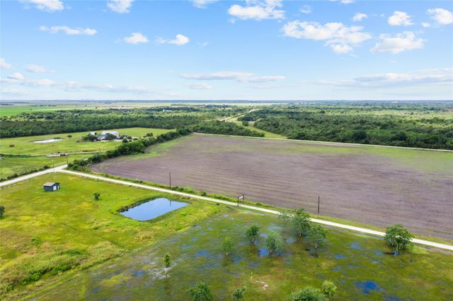 TR28 County Road 160, Alvin, TX 77511