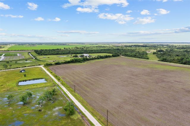 TR28 County Road 160, Alvin, TX 77511