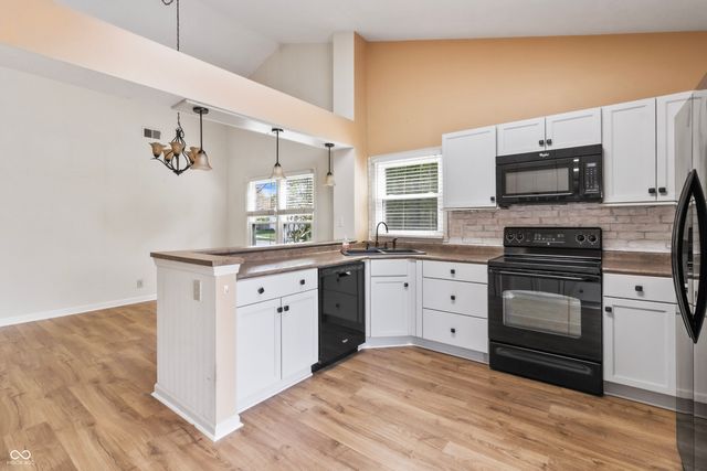 10635 Chesapeake Drive N, Indianapolis, IN 46236