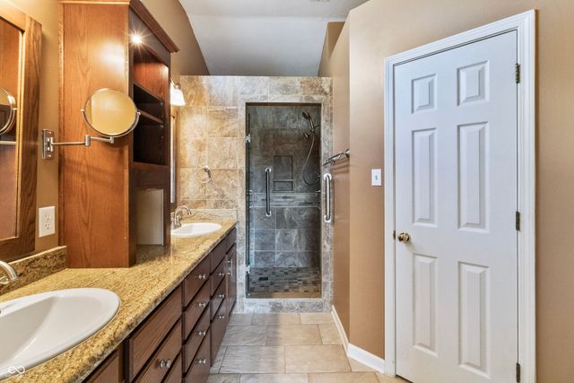 10635 Chesapeake Drive N, Indianapolis, IN 46236