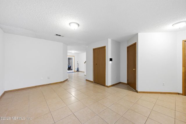 9353 GENNA TRACE Trail, Jacksonville, FL 32257