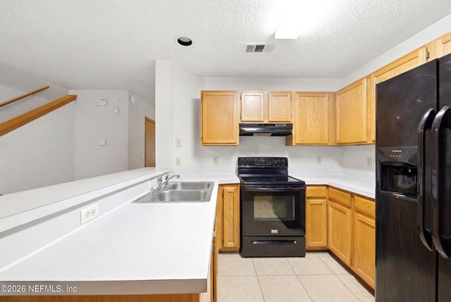 9353 GENNA TRACE Trail, Jacksonville, FL 32257