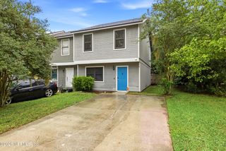 9353 GENNA TRACE Trail, Jacksonville, FL 32257