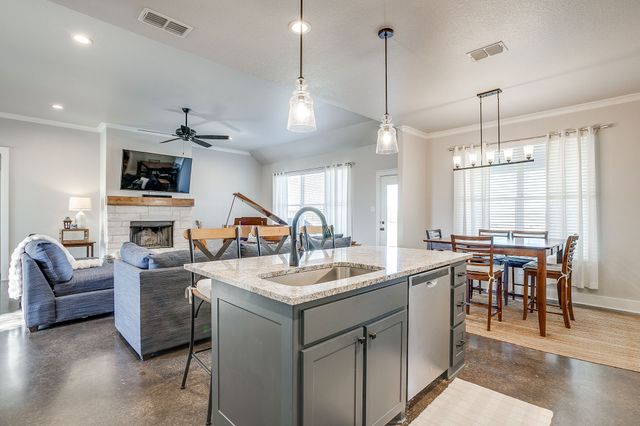 149 Kingston Lane, Brock, TX 76087