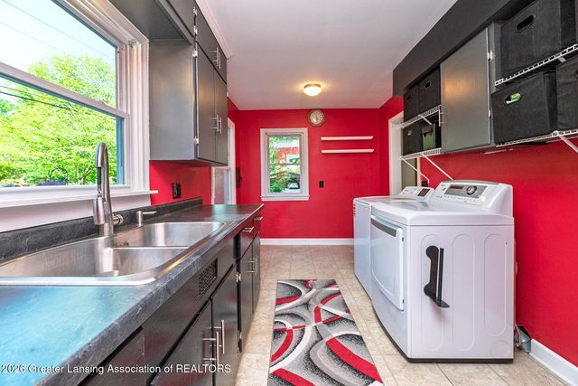1415 Sherwood Avenue, East Lansing, MI 48823