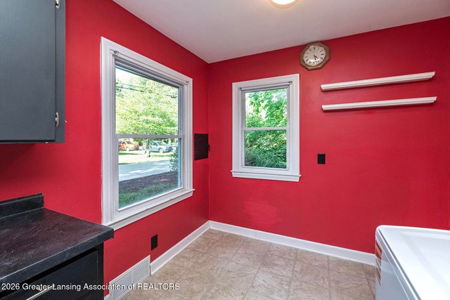 1415 Sherwood Avenue, East Lansing, MI 48823
