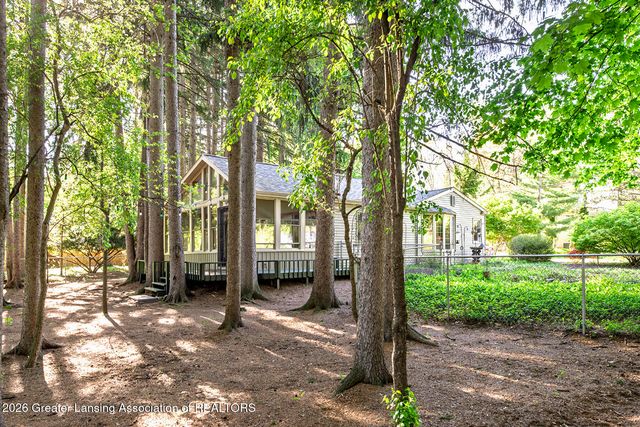 1415 Sherwood Avenue, East Lansing, MI 48823